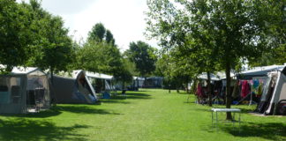 Campingpark De Bongerd in Tuitjenhorn Campingpark De Bongerd