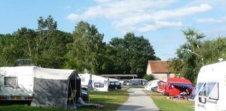 Camping la Garenne in Saint Laurent du Pape Camping la Garenne