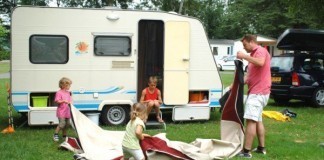 Iederéén de gelegenheid bieden Lourdes te leren kennen kampeerbedevaart Lourdes