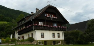 Camping Gauglerhof gelegen in Matzelsdorf Karinthië Camping Gauglerhof