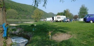 Camping Weserbergland gelegen aan de rivier de Weser Camping Weserbergland