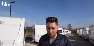 Video: Het is tijd om de caravan uit de caravanstalling te halen caravanstalling