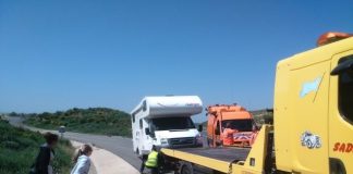 Tegemoetkoming van Ford weggehoond door camperaars tegemoetkoming van ford