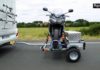 De Easy-Load (voorheen Tow Bike) compacte motor aanhangwagen Tow Bike