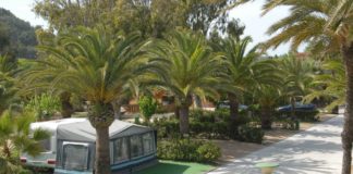 Camping Tarragona aan het strand van Tamarit Camping Tarragona