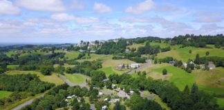 Camping La Chauderie in de regio Auvergne camping La Chauderie