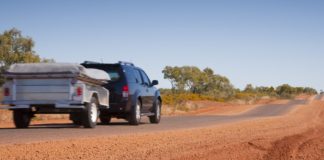 Met de auto op vakantie? Dit mag je niet vergeten! Met de auto op vakantie