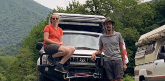 Een jaar onderweg in de daktent Een jaar onderweg in de daktent