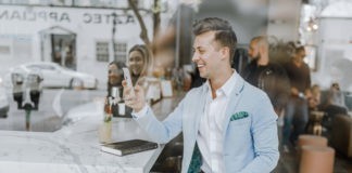 Internetten op vakantie: hoe voordelig kun je het maken? Internetten op vakantie: hoe voordelig kun je het maken?