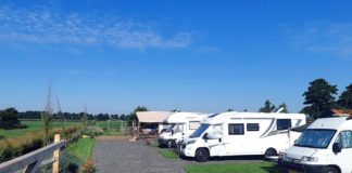 Mini camping Oer de Haske genieten, relaxen en opladen Mini camping Oer de Haske genieten, relaxen en opladen