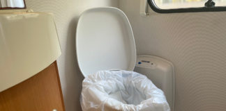 Kak in de zak en houd een frisse bak kak in de zak met een droogtoilet zak, toiletzakken