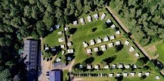 Camping Aan de Grens aan de rand van bosgebied in Swalmen