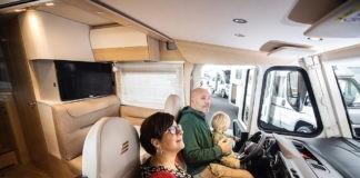 Corona zorgt voor groei aantal campers in Nederland Corona zorgt voor groei aantal campers in Nederland