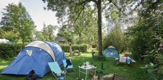 Kampeerterrein De Gronselenpunt geopend onder Nivonvlag Kampeerterrein De Gronselenpunt geopend onder Nivonvlag