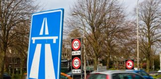 Nieuw autobelastingsysteem moet duidelijk zijn en zekerheid bieden Nieuw autobelastingsysteem moet duidelijk zijn en zekerheid bieden