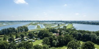 Recreatiepark de Koornmolen in natuurgebied de Rottemeren Recreatiepark de Koornmolen in natuurgebied de Rottemeren