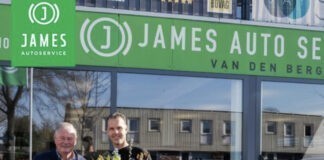 JAMES Autoservice Van den Berg geeft klant factuurbedrag terug JAMES Autoservice Van den Berg geeft klant factuurbedrag terug