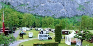 Camping Breithorn in het hart van de Lauterbrunnenvallei Camping Breithorn in het hart van de Lauterbrunnenvallei