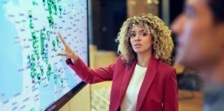 ANWB coördinerend alarmcentrale bij rampen en calamiteiten ANWB Alarmcentrale coördinerend alarmcentrale bij rampen en calamiteiten