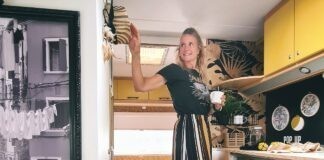 Typische huisjes op wielen en hun bewoners Typische huisjes op wielen en hun bewoners