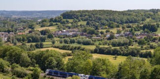 Veluwe en Zuid-Limburg dit jaar favoriete vakantiestreken Veluwe en Zuid-Limburg dit jaar favoriete vakantiestreken voor Nederlander