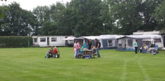 Ontdek de rust en ruimte van Minicamping Oosterzicht Minicamping Oosterzicht vlakbij het gezellige Domburg