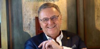 Europa-Park-oprichter Roland Mack viert zijn 75e verjaardag Europa-Park-oprichter Roland Mack viert zijn 75e verjaardag