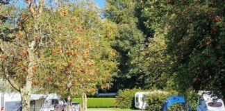 Château du Gandspette camping in Pas-de-Calais bij Saint-Omer Château du Gandspette camping in Pas-de-Calais bij Saint-Omer