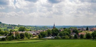 Kamperen in Limburg: geniet van natuur en gezelligheid Kamperen in Limburg: geniet van natuur en gezelligheid