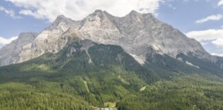 Luxe basecamp voor hikers en bikers in Tirol Luxe basecamp voor hikers en bikers in Tirol