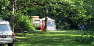Camping La Diège omgeven door ongerepte natuur Camping La Diège omgeven door ongerepte natuur