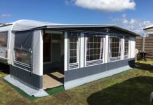 Vercovan – Kwaliteit in voortenten en dakzeilen voor elk avontuur Vercovan - Kwaliteit in voortenten en dakzeilen voor elk avontuur