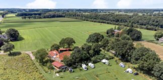 Camperhoeve On The Road Again: kampeerplezier in het groen Camperhoeve On The Road Again: kampeerplezier in het groen