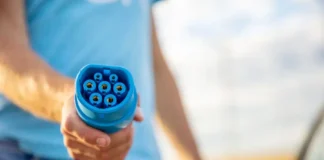 B-rijbewijs volstaat voor e-camper tot 4.250 kilogram B-rijbewijs volstaat voor e-camper tot 4.250 kilogram