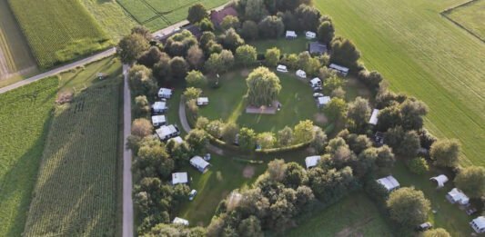 Genieten van rust en ruimte bij Camping Biej de Vogel Genieten van rust en ruimte bij Camping Biej de Vogel
