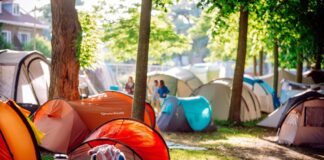 Meer wij in de wijk: een verbindend campingavontuur Meer wij in de wijk: een verbindend campingavontuur