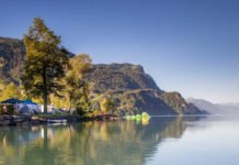 Kamperen aan het meer van Brienz bij Camping Aaregg Kamperen aan het meer van Brienz bij Camping Aaregg