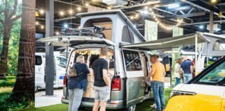 Camperbeurs Hardenberg met meer dan 130 deelnemers Camperbeurs Hardenberg met meer dan 130 deelnemers