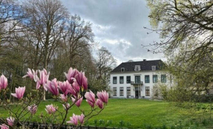 Nieuwbouw bedreigt buitenplaats: cultuur en natuur onder druk Nieuwbouw bedreigt buitenplaats: cultuur en natuur onder druk