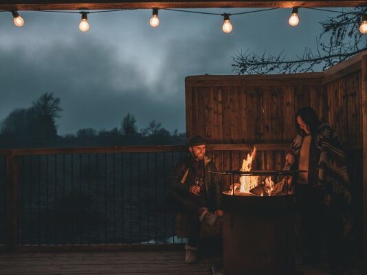 Romantiek in de Deense natuur Romantiek in de Deense natuur: wijn, kampvuur en een nacht onder de sterren bij Camp Adventure