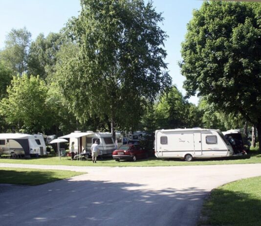 Camping Tauberromantik: sfeer in het idyllische Taubertal Camping Tauberromantik: sfeer in het idyllische Taubertal