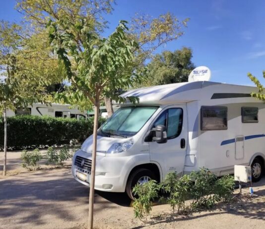 Camping Valencia El Saler: kamperen in rust en natuurschoon Camping Valencia El Saler: kamperen in rust en natuurschoon