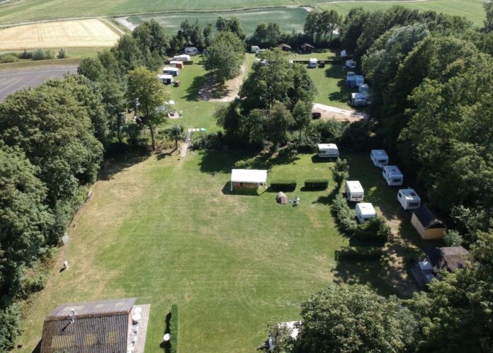 Kamperen vol charme bij camping Boetn Toen Kamperen vol charme bij camping Boetn Toen
