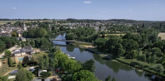 Camping Morédéna aan de Sarthe Camping Morédéna aan de Sarthe