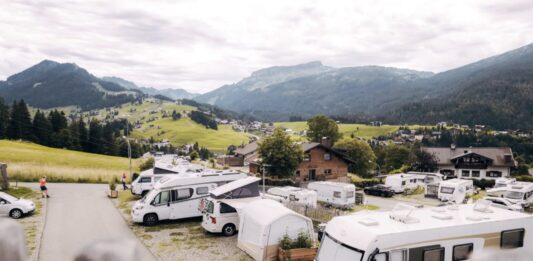 Camping Haller in het hart van het Kleinwalsertal Camping Haller in het hart van het Kleinwalsertal