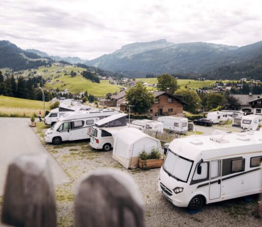 Camping Haller in het hart van het Kleinwalsertal Camping Haller in het hart van het Kleinwalsertal