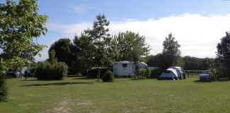 Camping du Bois Madame verscholen tussen de groene velden Camping du Bois Madame verscholen tussen de groene velden