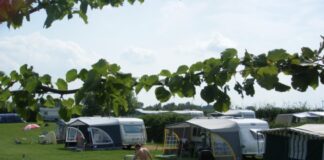 Camping De Stropielekker in het Zeeuws-Vlaamse groen Camping De Stropielekker in het Zeeuws-Vlaamse groen