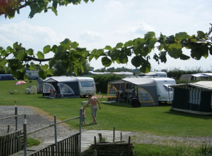 Camping De Stropielekker in het Zeeuws-Vlaamse groen Camping De Stropielekker in het Zeeuws-Vlaamse groen