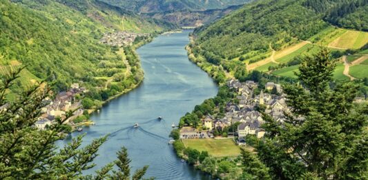 Camping Winneburg: rust en natuur in de Moezel Camping Winneburg: rust en natuur in de Moezel